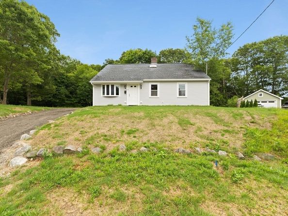 69 Laarhoven Ter, Stoughton MA 02072
