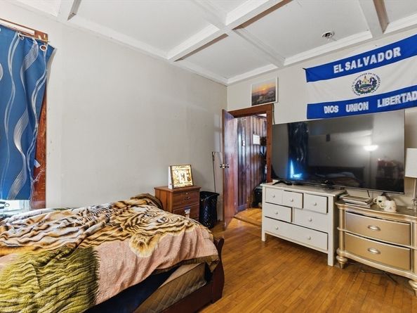 79 Prospect St, Marlborough MA 01752