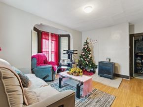 79 Prospect St, Marlborough MA 01752