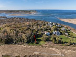 12 Trouants Is 12, Marshfield MA 02050