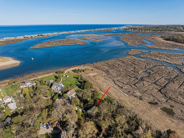 12 Trouants Is 12, Marshfield MA 02050