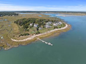 12 Trouants Is 12, Marshfield MA 02050