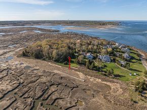 12 Trouants Is 12, Marshfield MA 02050