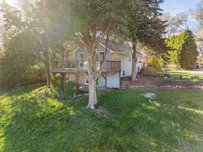 12 Trouants Is 12, Marshfield MA 02050