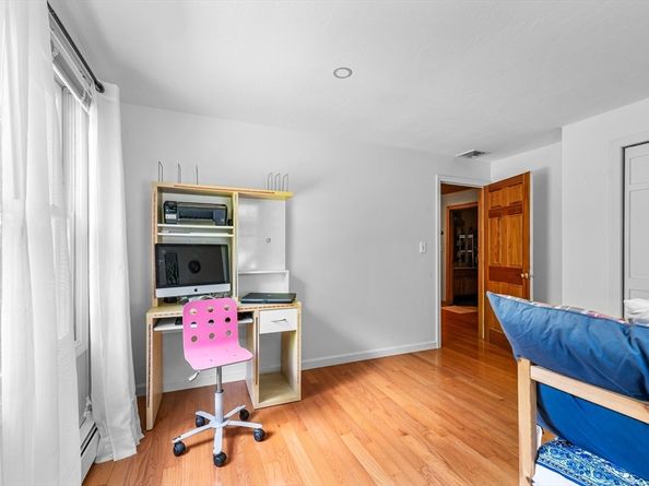 123 Summer St, Medway MA 02053