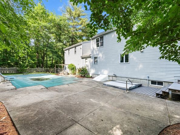 123 Summer St, Medway MA 02053