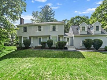 123 Summer St