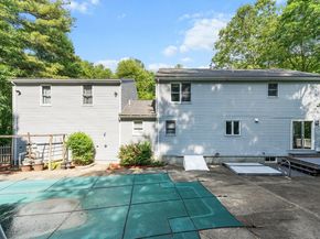 123 Summer St, Medway MA 02053