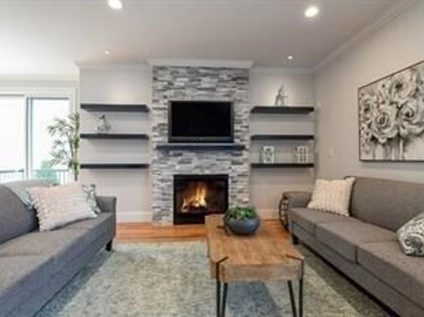 218 Hillside Ave, Needham MA 02494