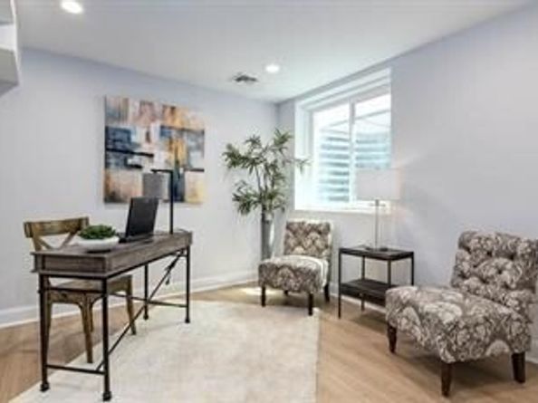 218 Hillside Ave, Needham MA 02494