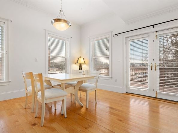 714 E 4th St 3, Boston MA 02127
