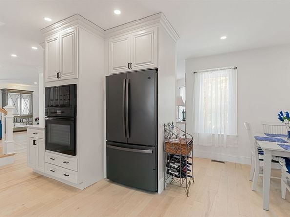 420 Atlantic Ave, Marblehead MA 01945