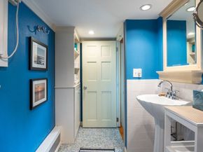 8 Franklin St 18, Marblehead MA 01945
