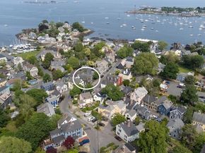8 Franklin St 18, Marblehead MA 01945