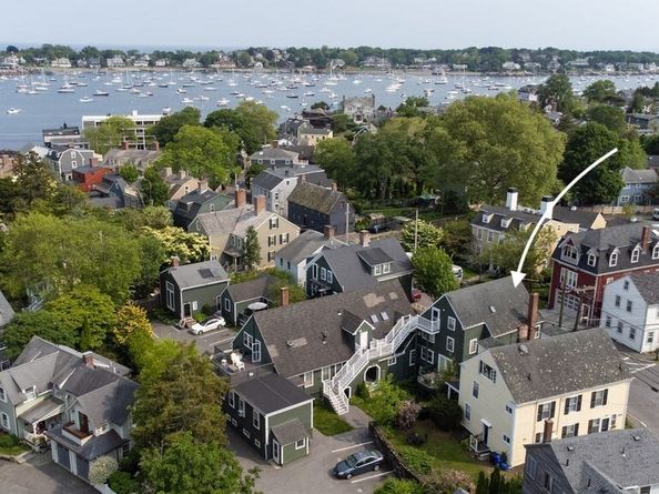 8 Franklin St 18, Marblehead MA 01945