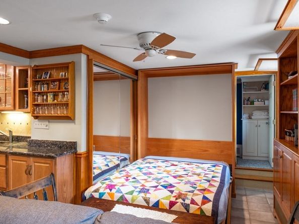 8 Franklin St 18, Marblehead MA 01945