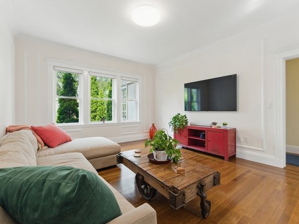 200 Winchester St 1, Brookline MA 02446