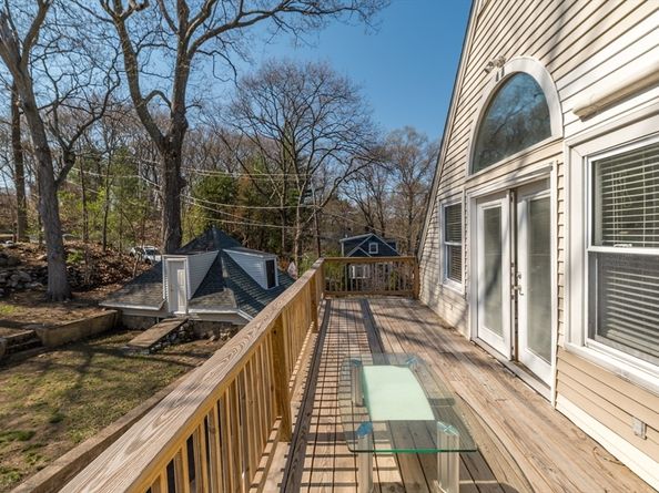 765 Walnut St, Lynnfield MA 01940