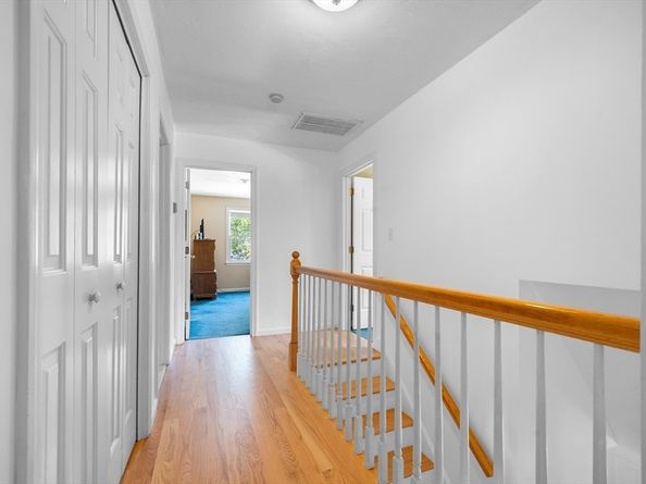 2 Langlee Rd, Hingham MA 02043