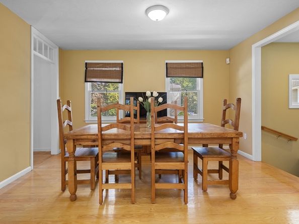 2 Langlee Rd, Hingham MA 02043