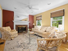 2 Langlee Rd, Hingham MA 02043