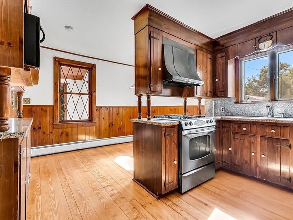 63 Johnson St, Boston MA 02132