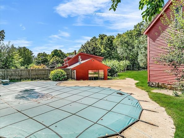 63 Johnson St, Boston MA 02132