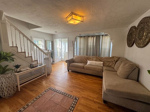 558 Ash St, Brockton MA 02301