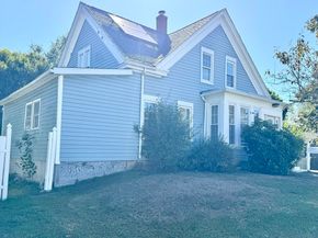558 Ash St, Brockton MA 02301