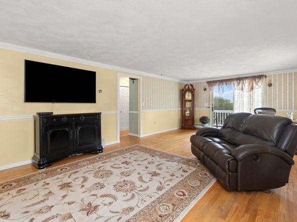 27 Temple Street, Melrose MA 02176