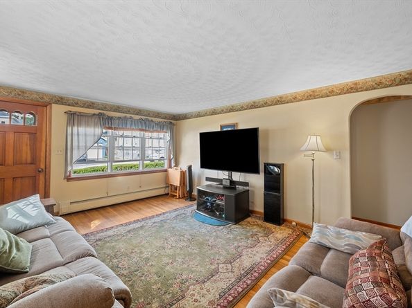 28 Granby Road, Worcester MA 01604