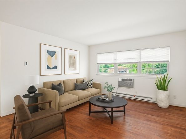 147 Milk Street 8, Westborough MA 01581