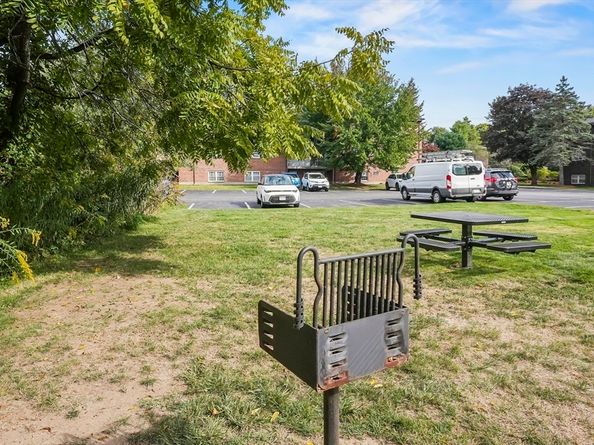 147 Milk Street 8, Westborough MA 01581
