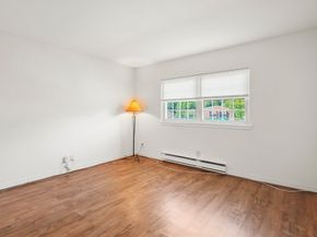 147 Milk Street 8, Westborough MA 01581