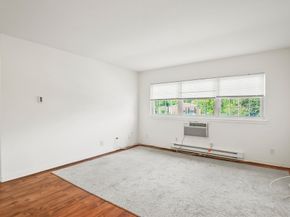 147 Milk Street 8, Westborough MA 01581