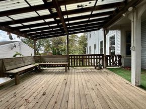 22 Baker St, Worcester MA 01603