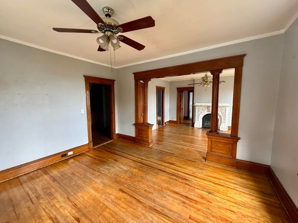 22 Baker St, Worcester MA 01603