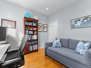 9-17 Harcourt St 503, Boston MA 02116