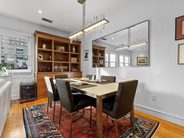 9-17 Harcourt St 503, Boston MA 02116