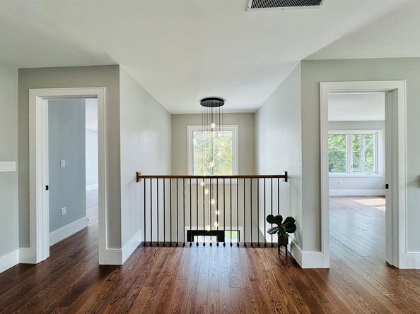 12 Linden St, Natick MA 01760