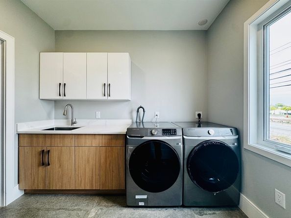 12 Linden St, Natick MA 01760
