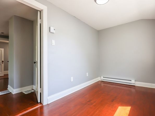 218 Marshall St, Fitchburg MA 01420