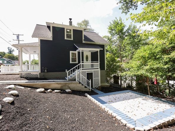 218 Marshall St, Fitchburg MA 01420