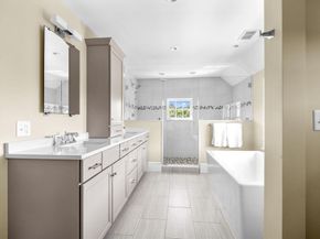 17 Mohawk Way, Cohasset MA 02025