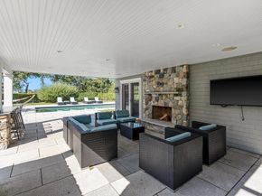 17 Mohawk Way, Cohasset MA 02025