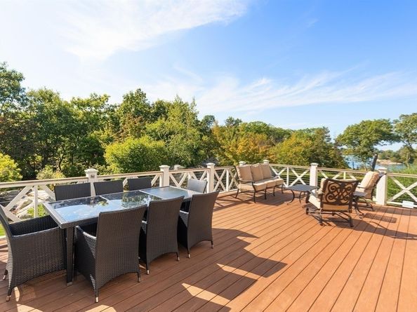 17 Mohawk Way, Cohasset MA 02025