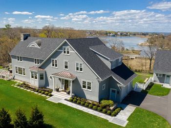 17 Mohawk Way