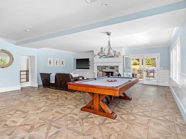 17 Mohawk Way, Cohasset MA 02025