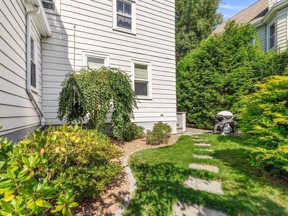42 Mayhew Street, Boston MA 02125