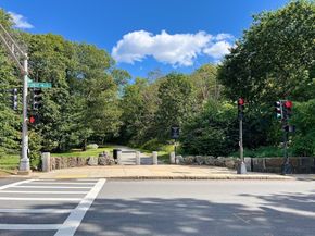 10 Plainfield St 1, Boston MA 02130